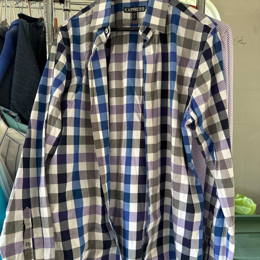 Express Mens Modern Fit Blue White Checkered Button Down Shirt M 15-15.5
